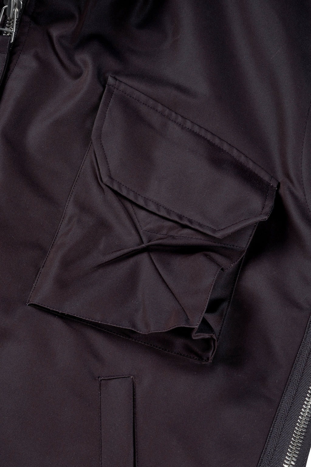 Darted Kalf Vest (Techno Violet)
