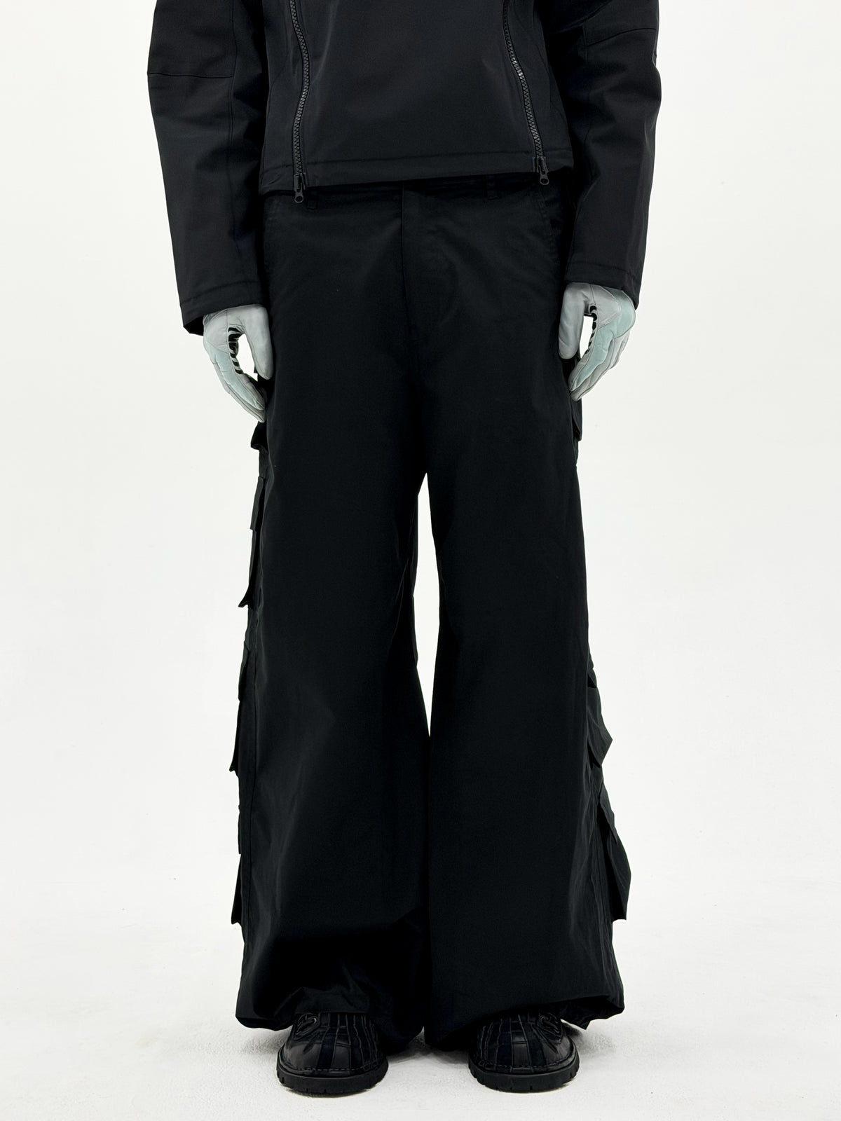 6 Flap Pocket Trousers (Black)