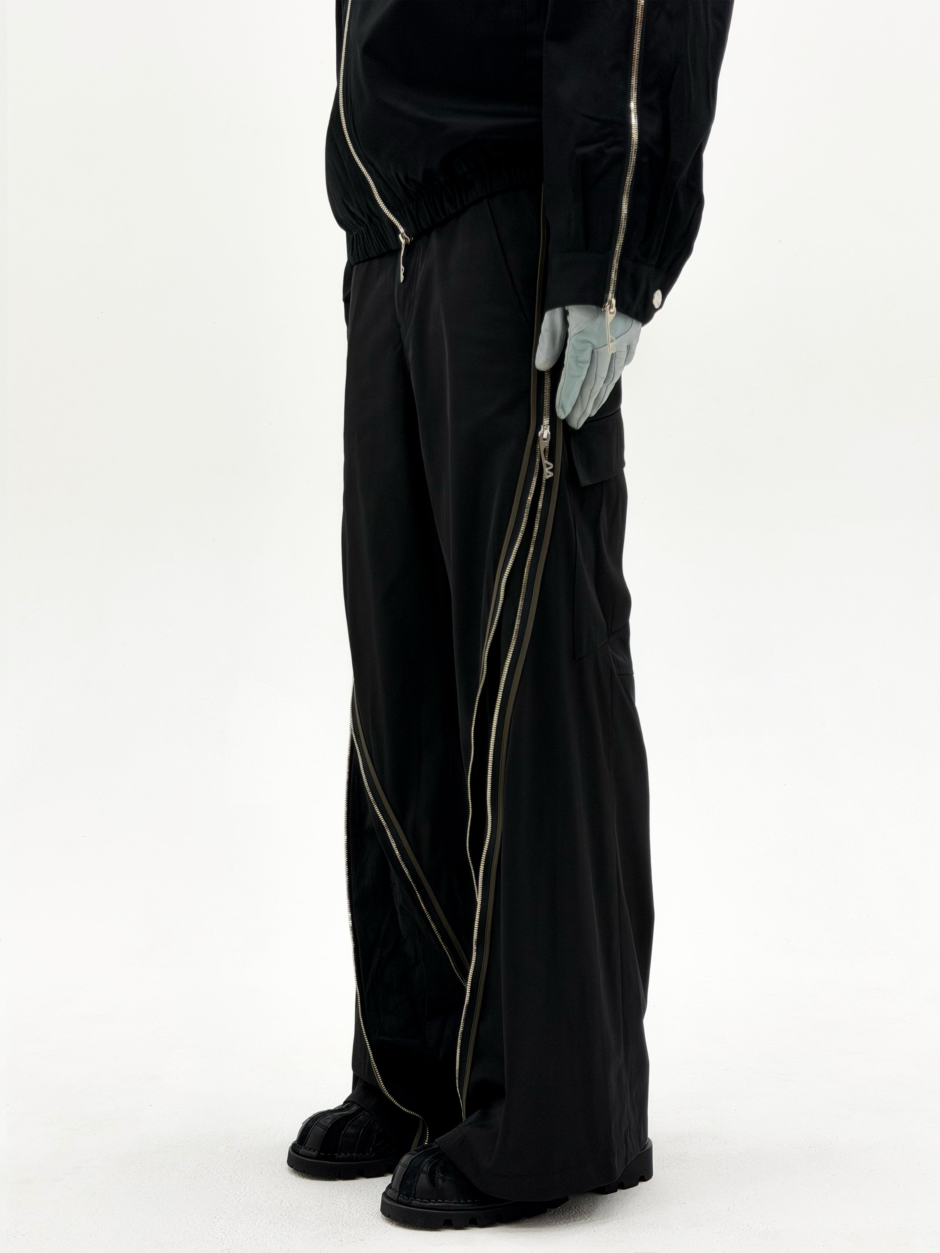Diffraction 3-Way Zip Cargo Trouser (Black)