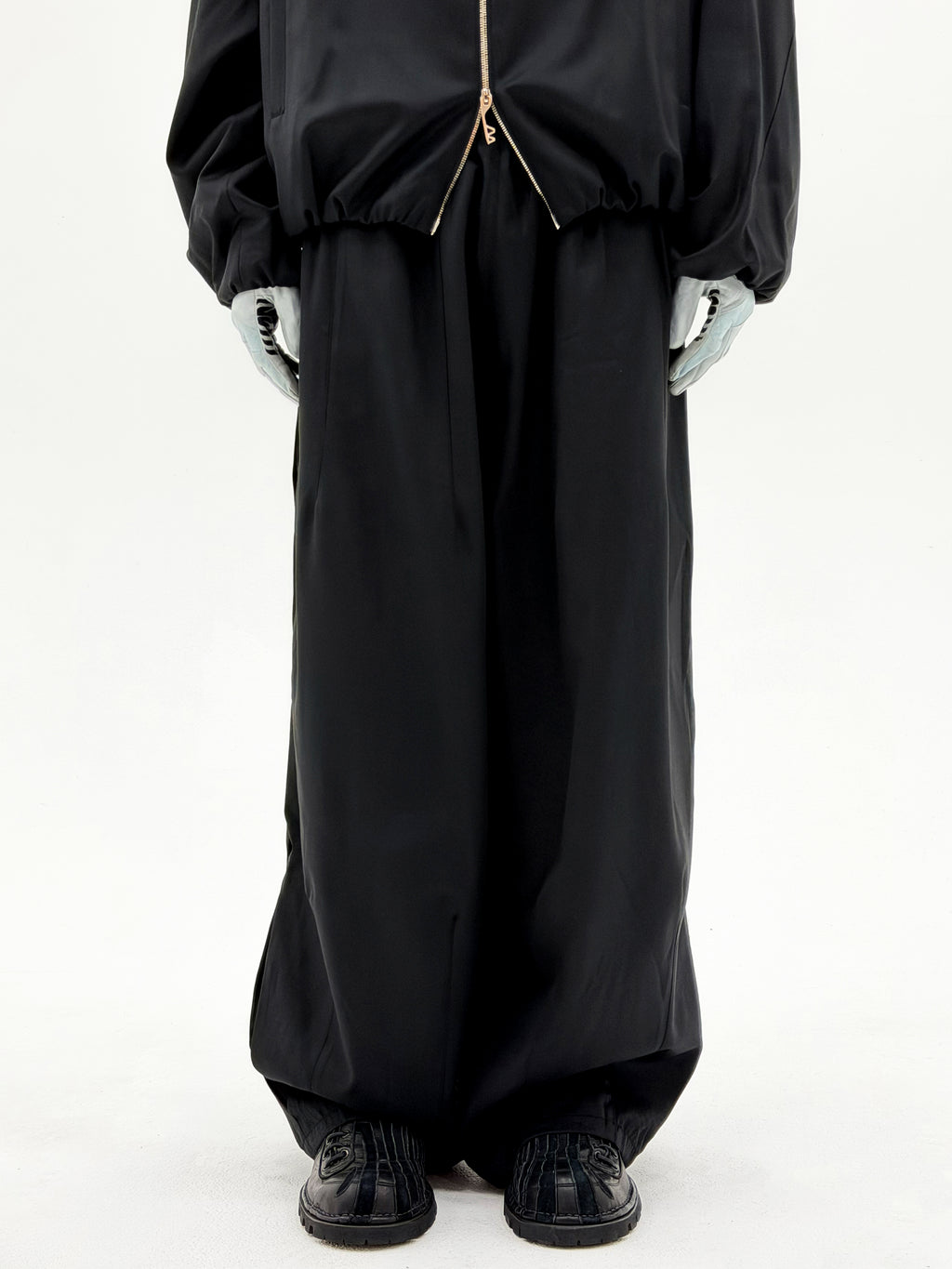 Wool Enigma SW Tracksuit Trouser (Black)